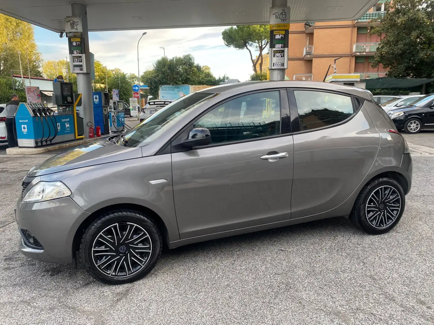 Lancia Ypsilon Ypsilon III 2015 1.2 Black and Noir s Grigio - 2