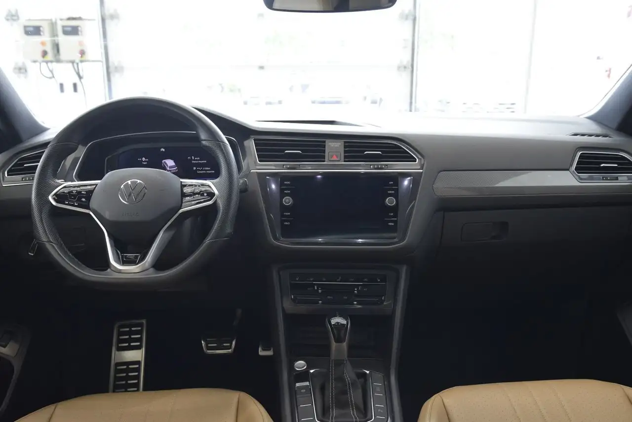 Volkswagen Tiguan photo Volkswagen Tiguan