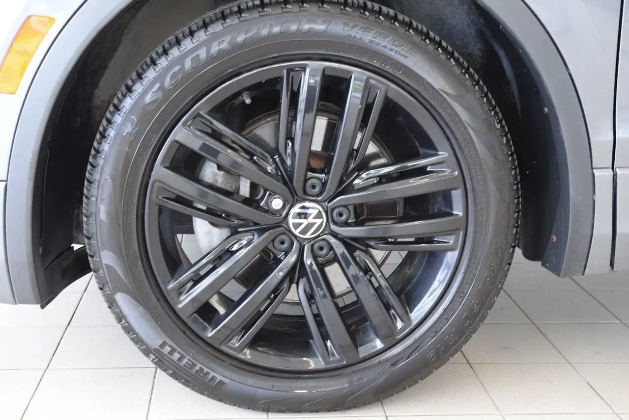 Volkswagen Tiguan photo Volkswagen Tiguan