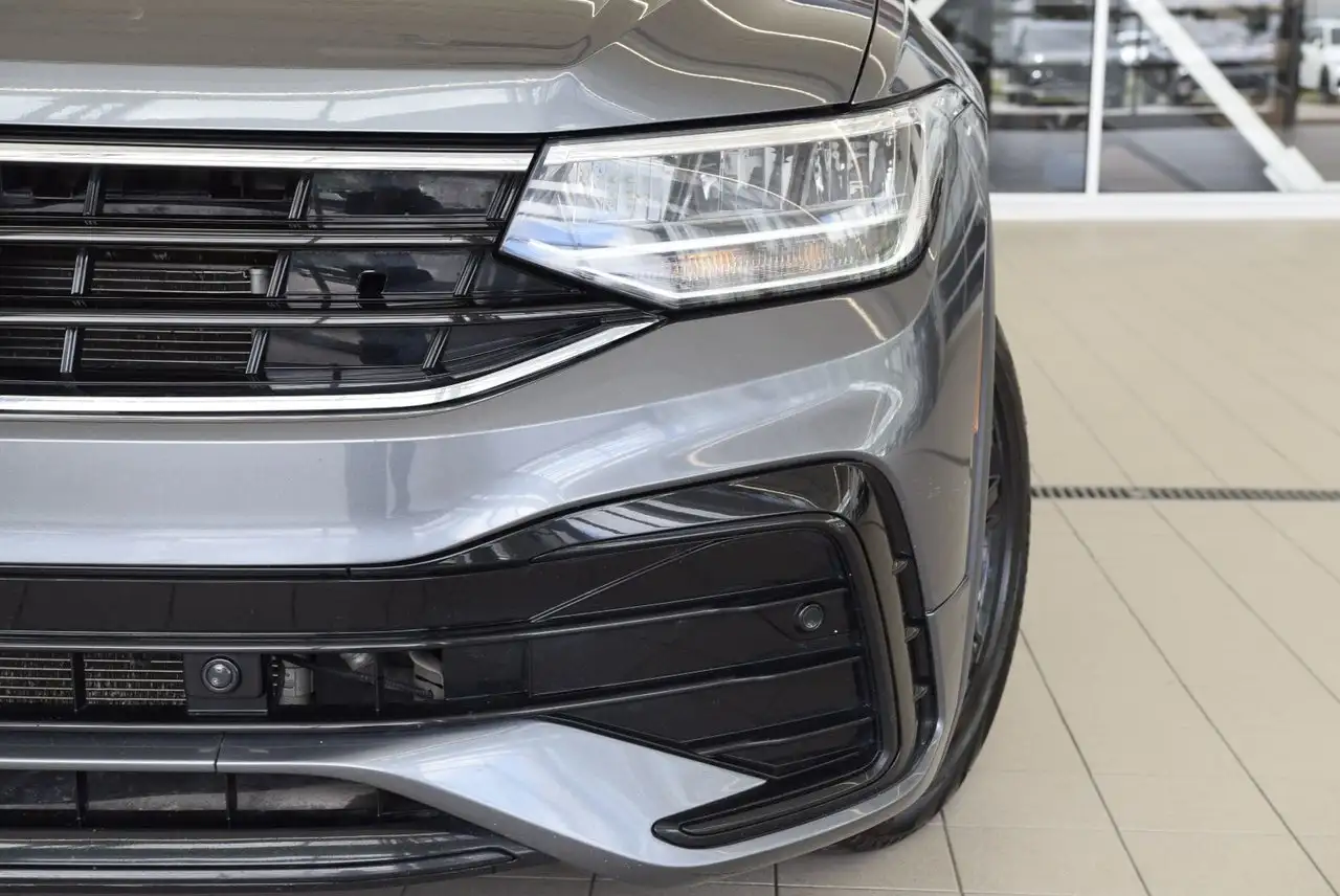 Volkswagen Tiguan photo Volkswagen Tiguan
