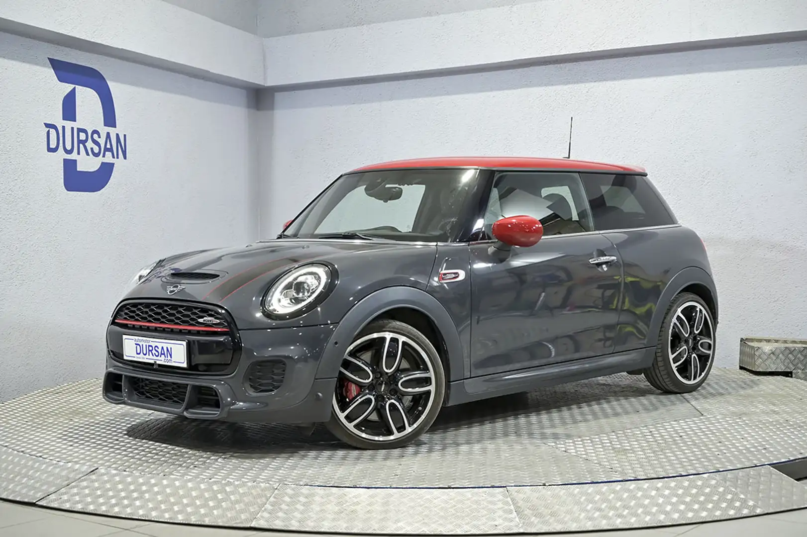 MINI John Cooper Works - 1