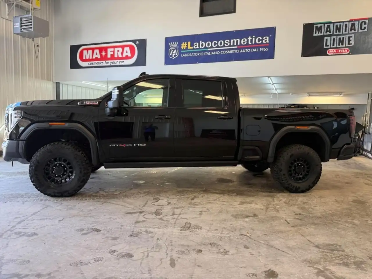 GMC Sierra 2500HD снимка GMC Sierra 2500HD