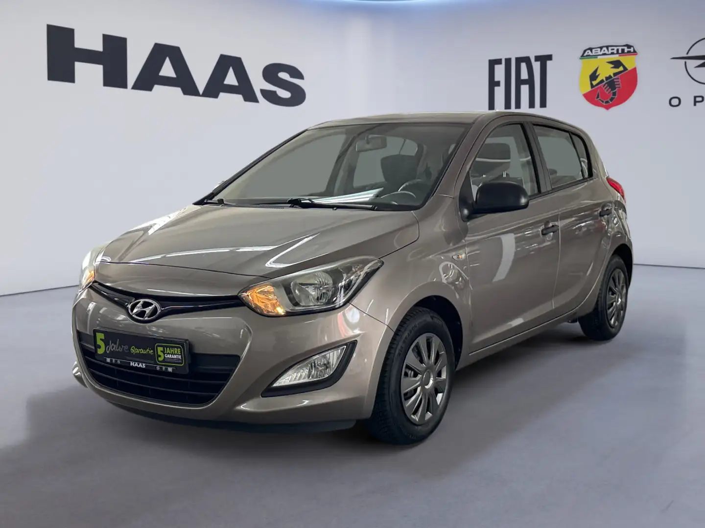Hyundai i20 1.2 Classic Klimaanlage, USB, Top Angebot - 1