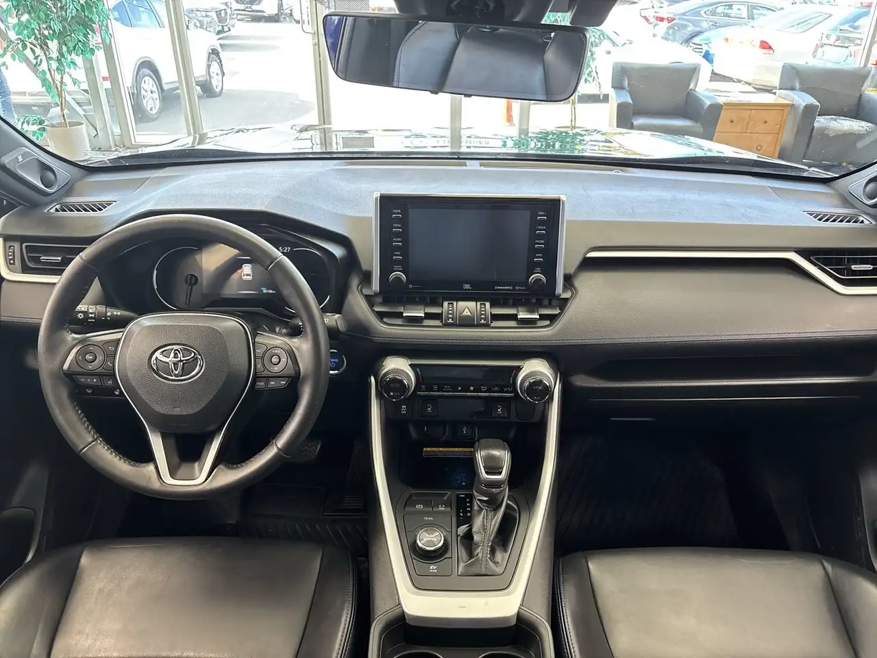 Toyota RAV 4 снимка Toyota RAV 4