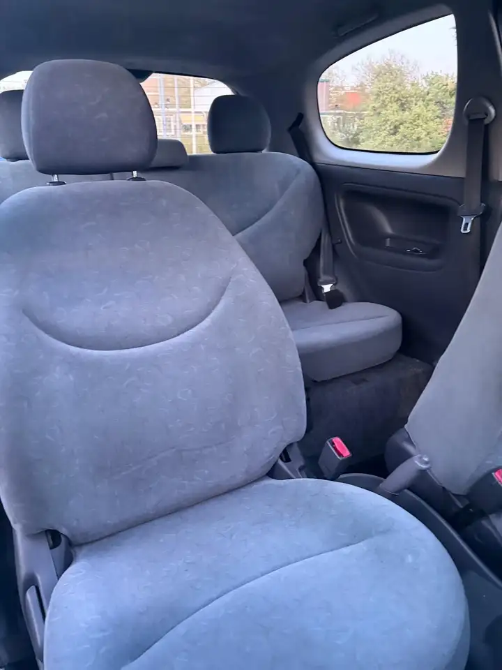 Toyota Yaris 1.3 16v Luna, foto 5