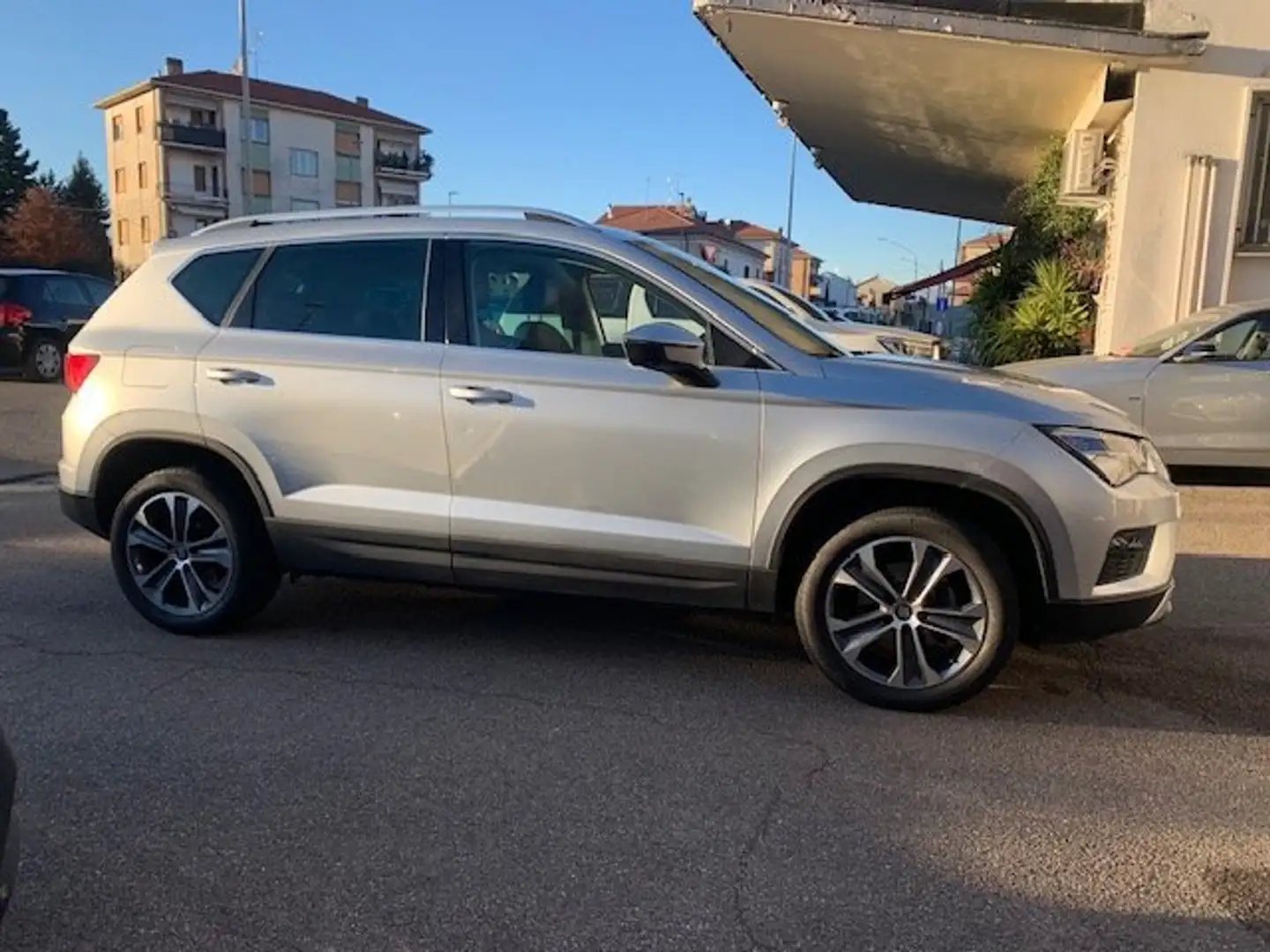 SEAT Ateca Ateca 1.5 ecotsi Business Silber - 2
