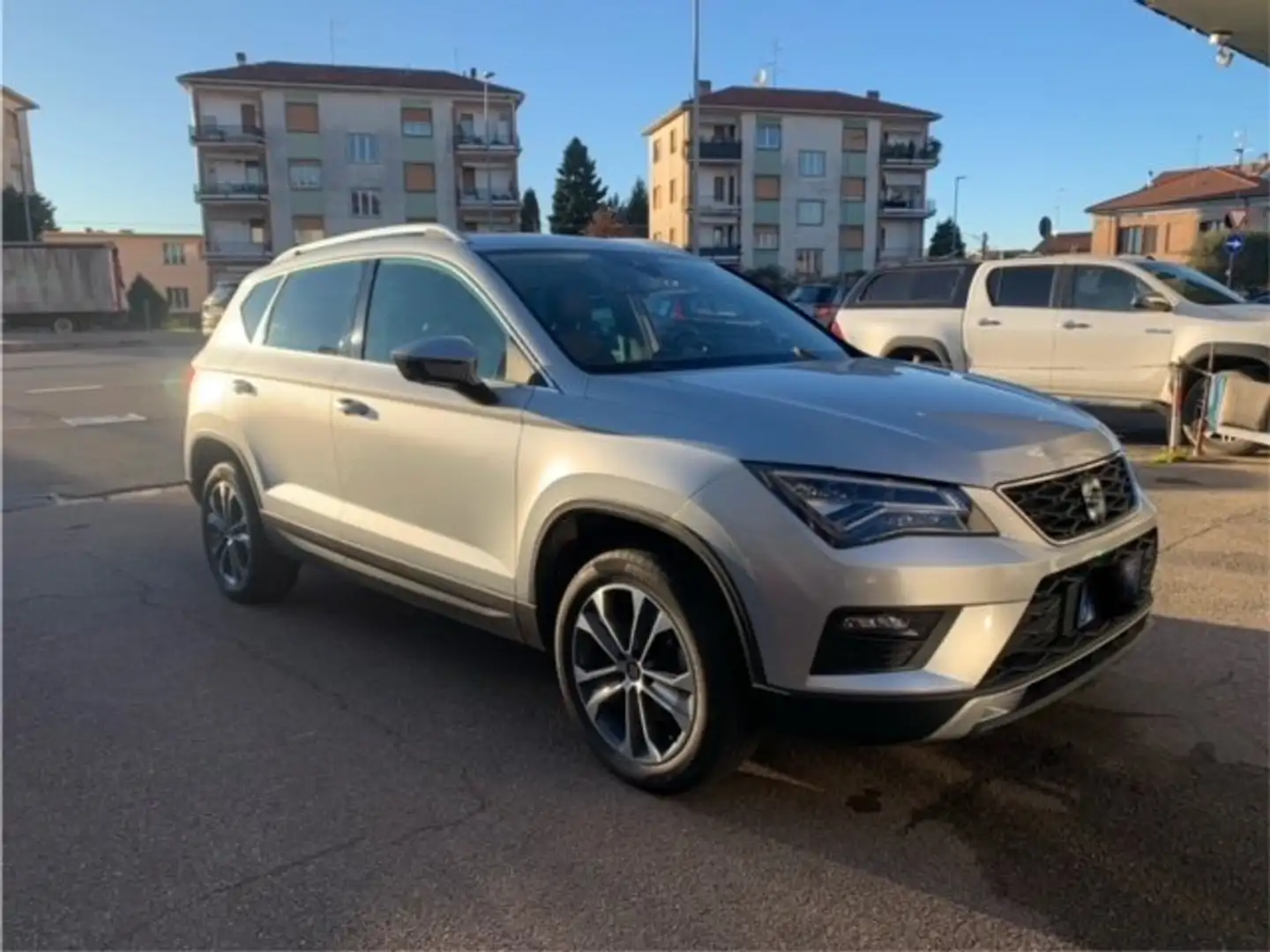 SEAT Ateca Ateca 1.5 ecotsi Business Silber - 1