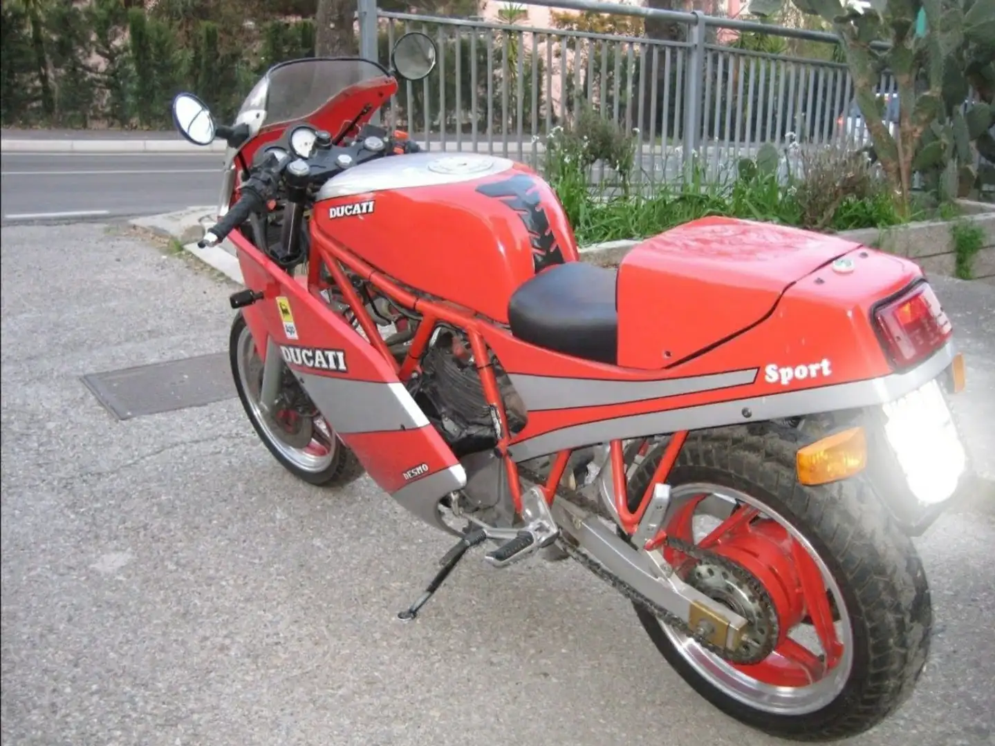 Ducati 750 Sport America Červená - 2