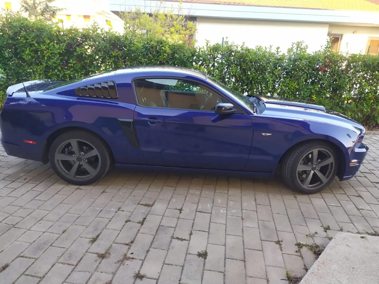 Ford Mustang 3700 gt Azul - 2