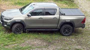 Hilux 2.8 D-4D 4WD Invincible