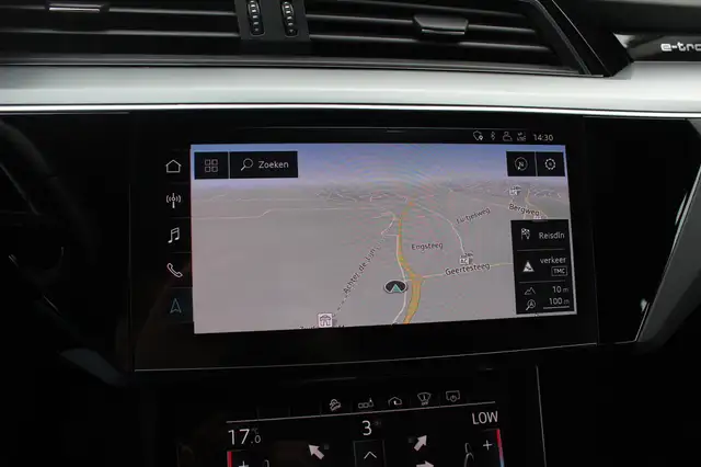 Audi E-Tron view 25
