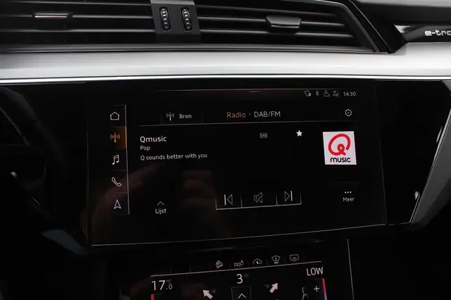 Audi E-Tron view 22