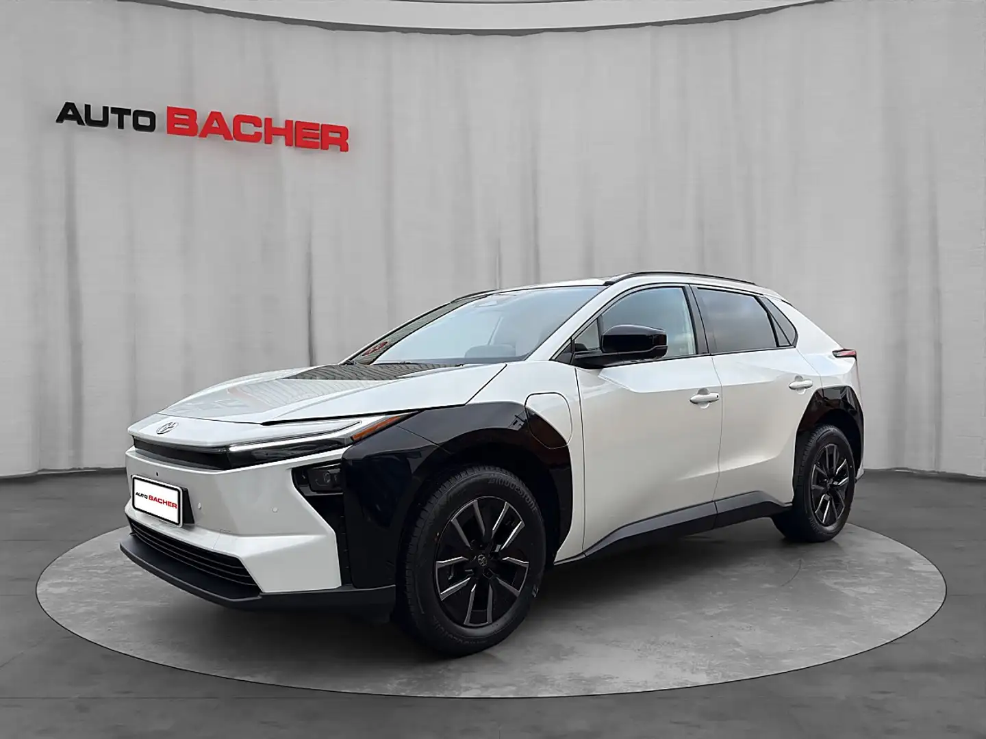 Toyota bZ4X BZ4X Elektro 73kWh Weiß - 1