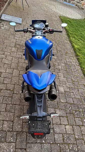 Triumph Speed Triple 1050 - foto 6