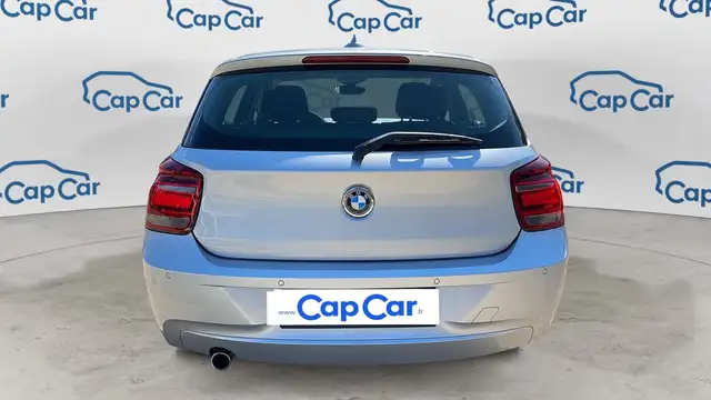 BMW 1 Series view 3