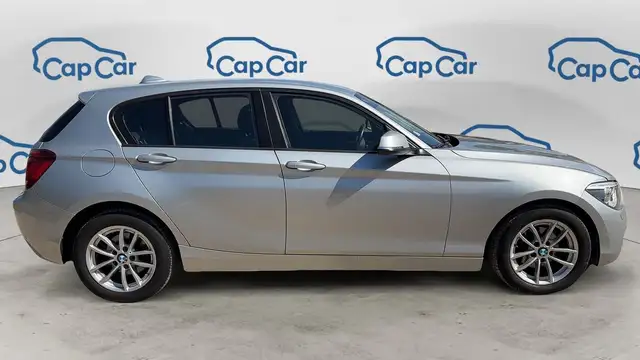 BMW 1 Series view 4