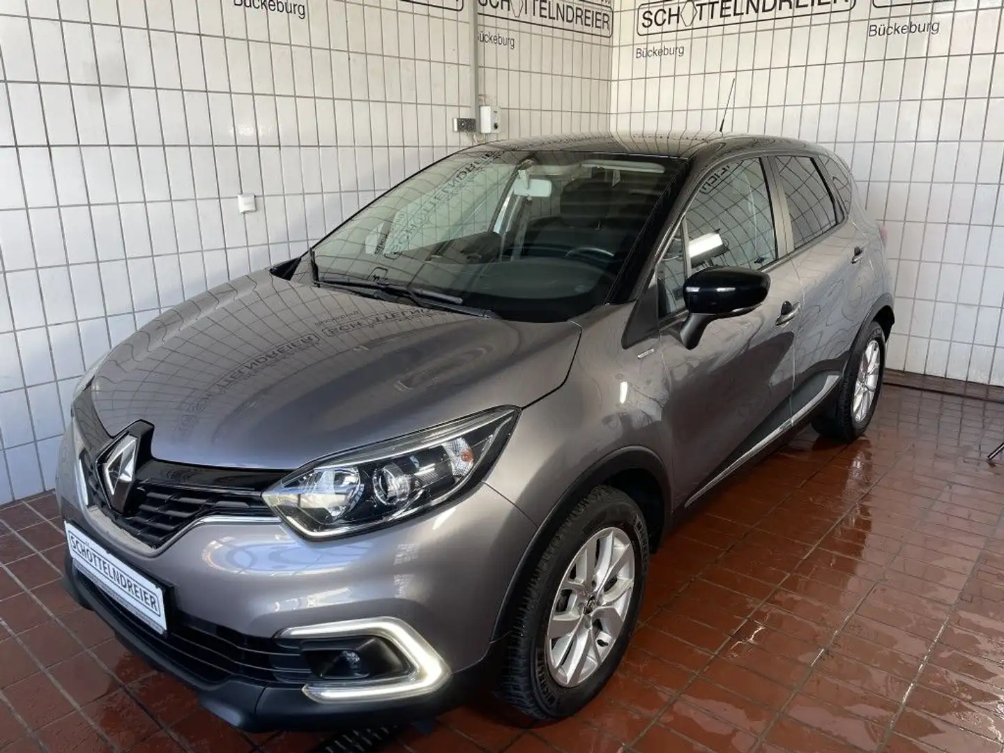 Renault Captur TCe 130 LIMITED*NAVI*SITZHZ*ALLWETTER* Gris - 1