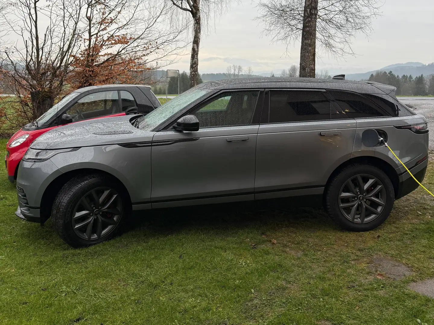 Land Rover Range Rover Velar Range Rover Velar P400e PHEV Allrad Dynamic SE 19,2kWh Aut. Dynamic SE, mit Anhängerkupplung Grau - 1