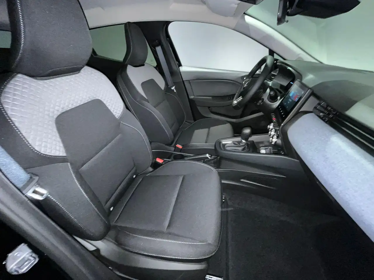 Mitsubishi Colt 2026 — фото 28