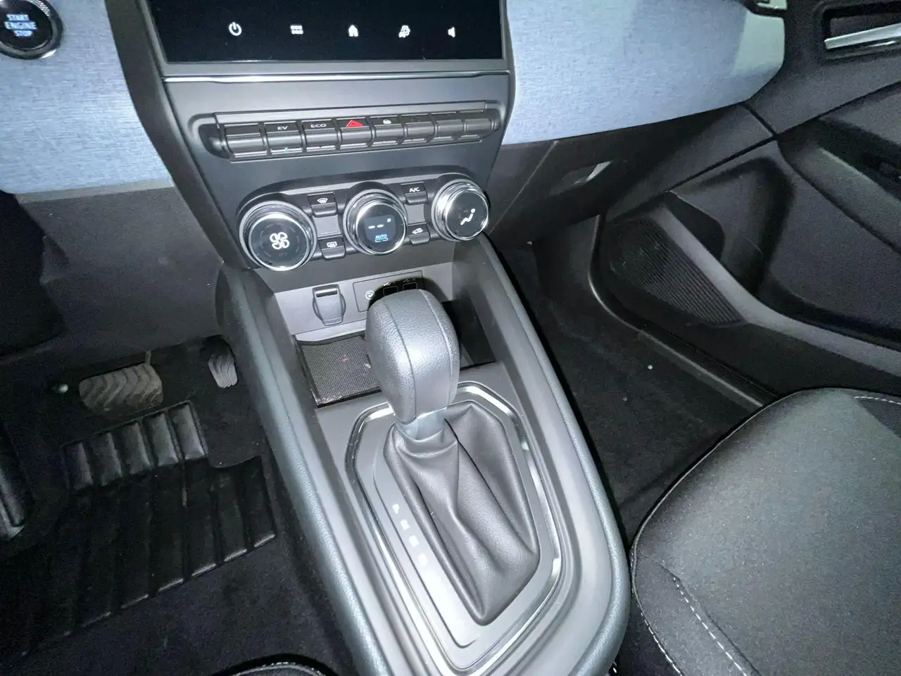 Mitsubishi Colt 2026 — фото 18