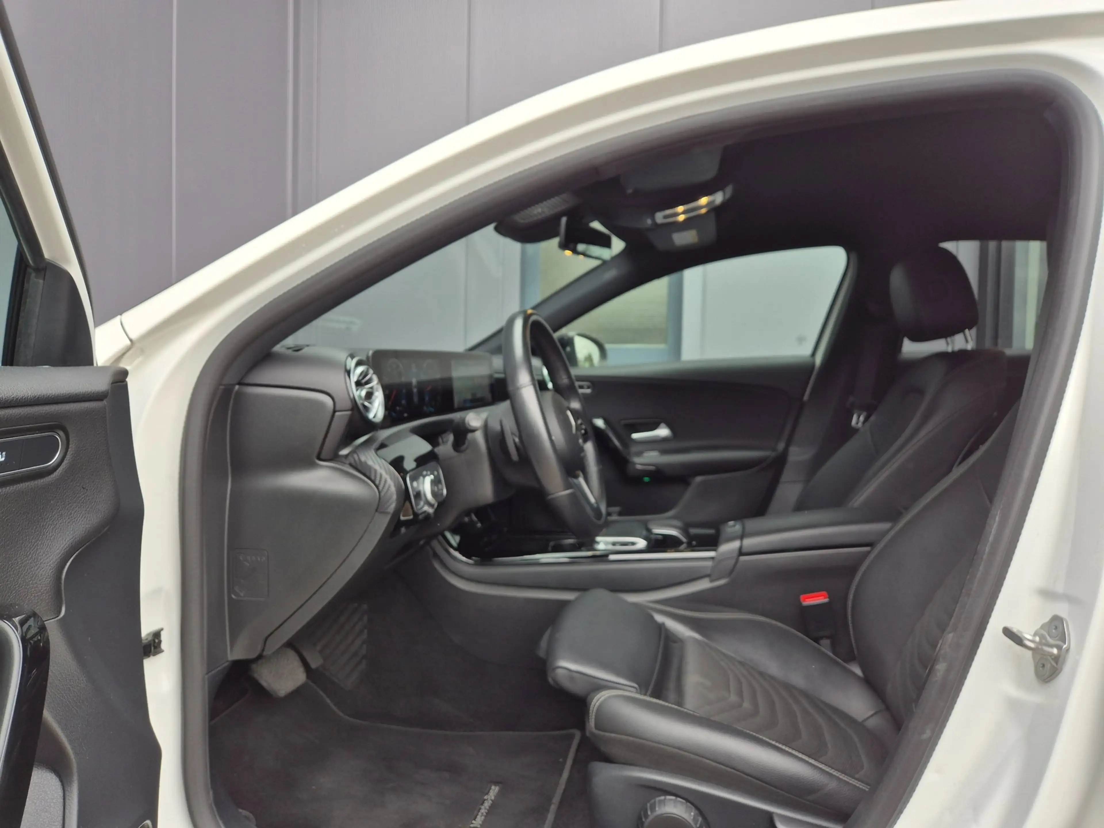 Mercedes-Benz A 200 Business Solution Plus Upgrade|Navi|Camera|Cruise — photo 11