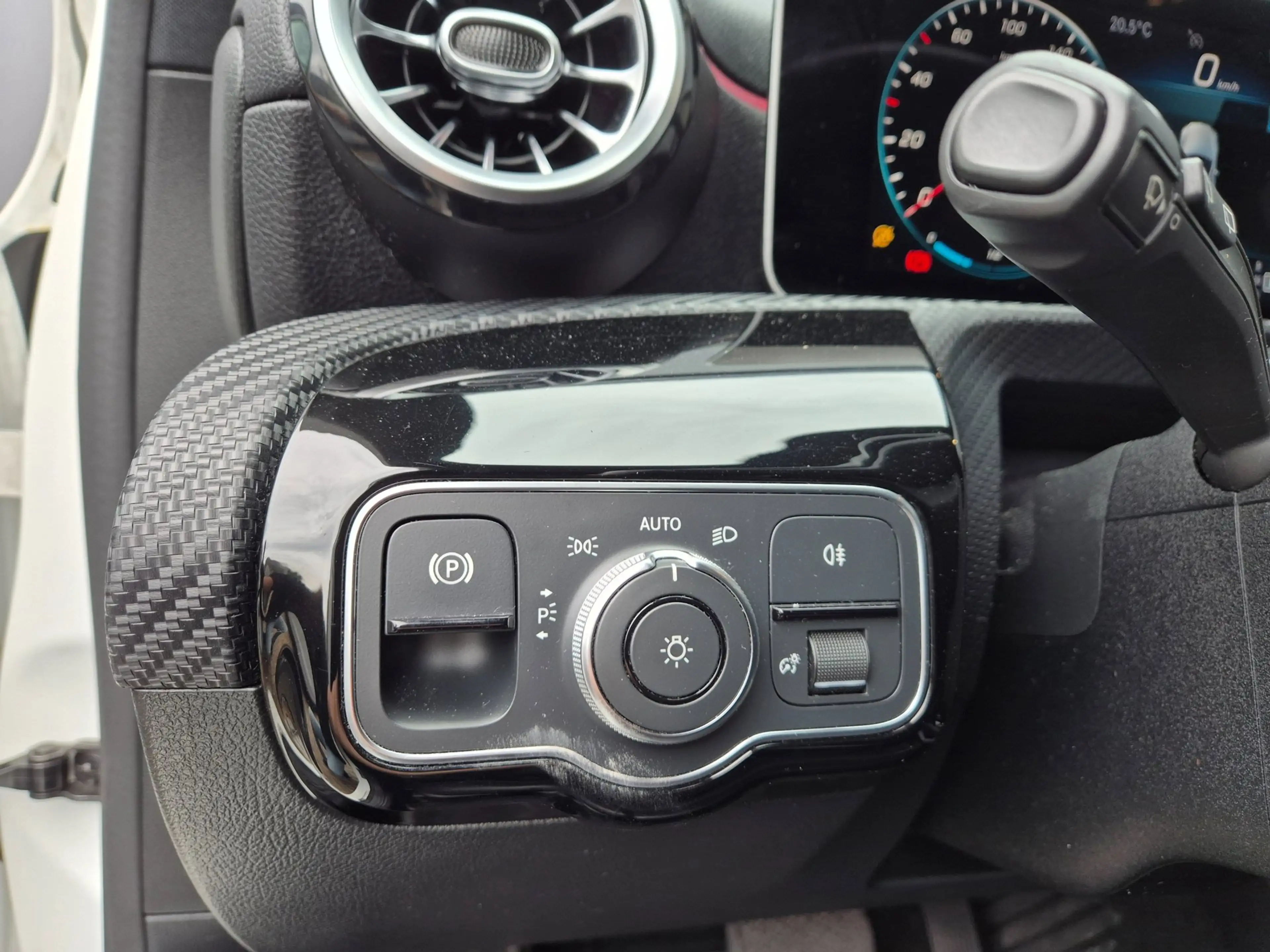 Mercedes-Benz A 200 Business Solution Plus Upgrade|Navi|Camera|Cruise — photo 17