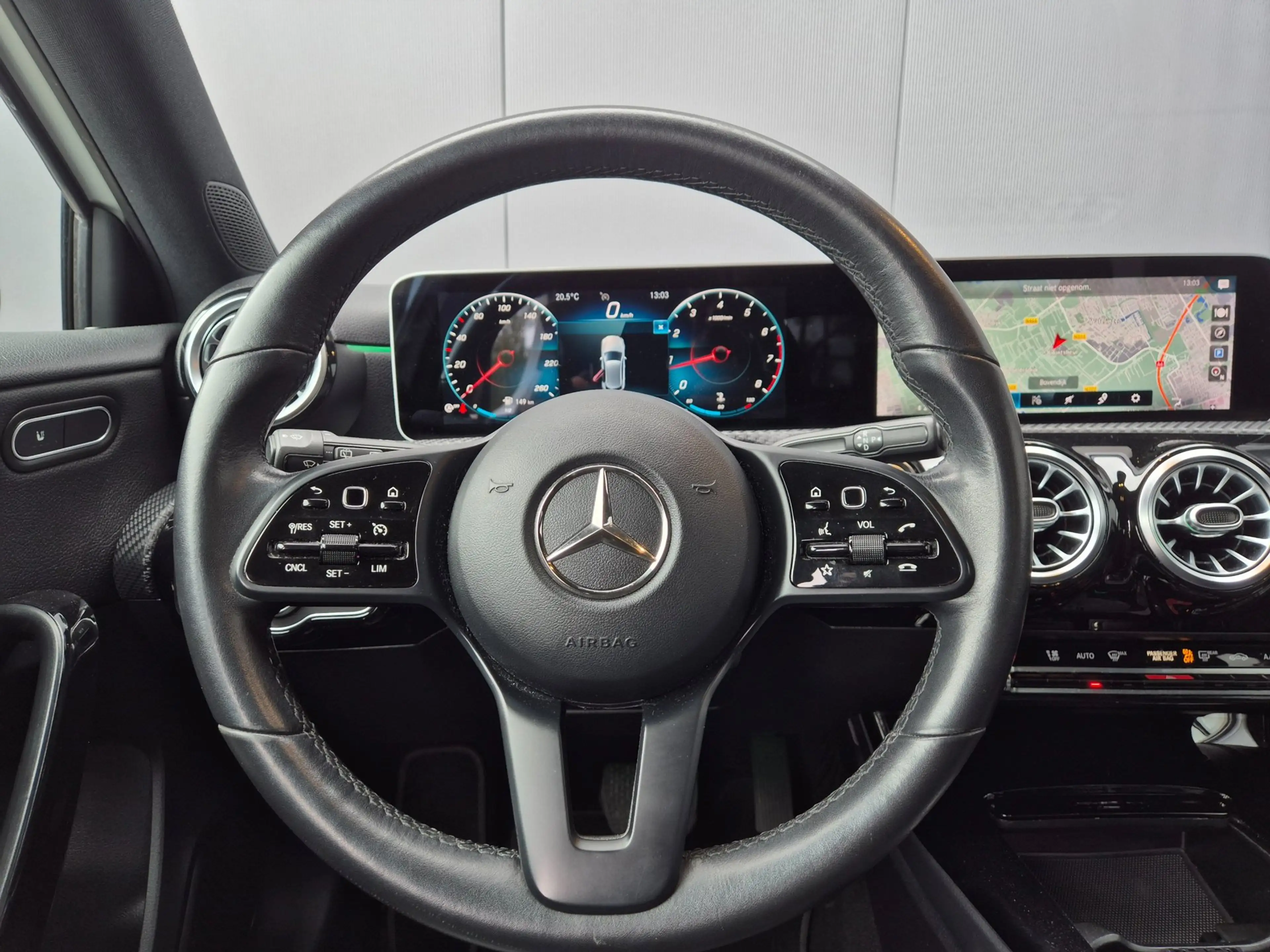 Mercedes-Benz A 200 Business Solution Plus Upgrade|Navi|Camera|Cruise — photo 13