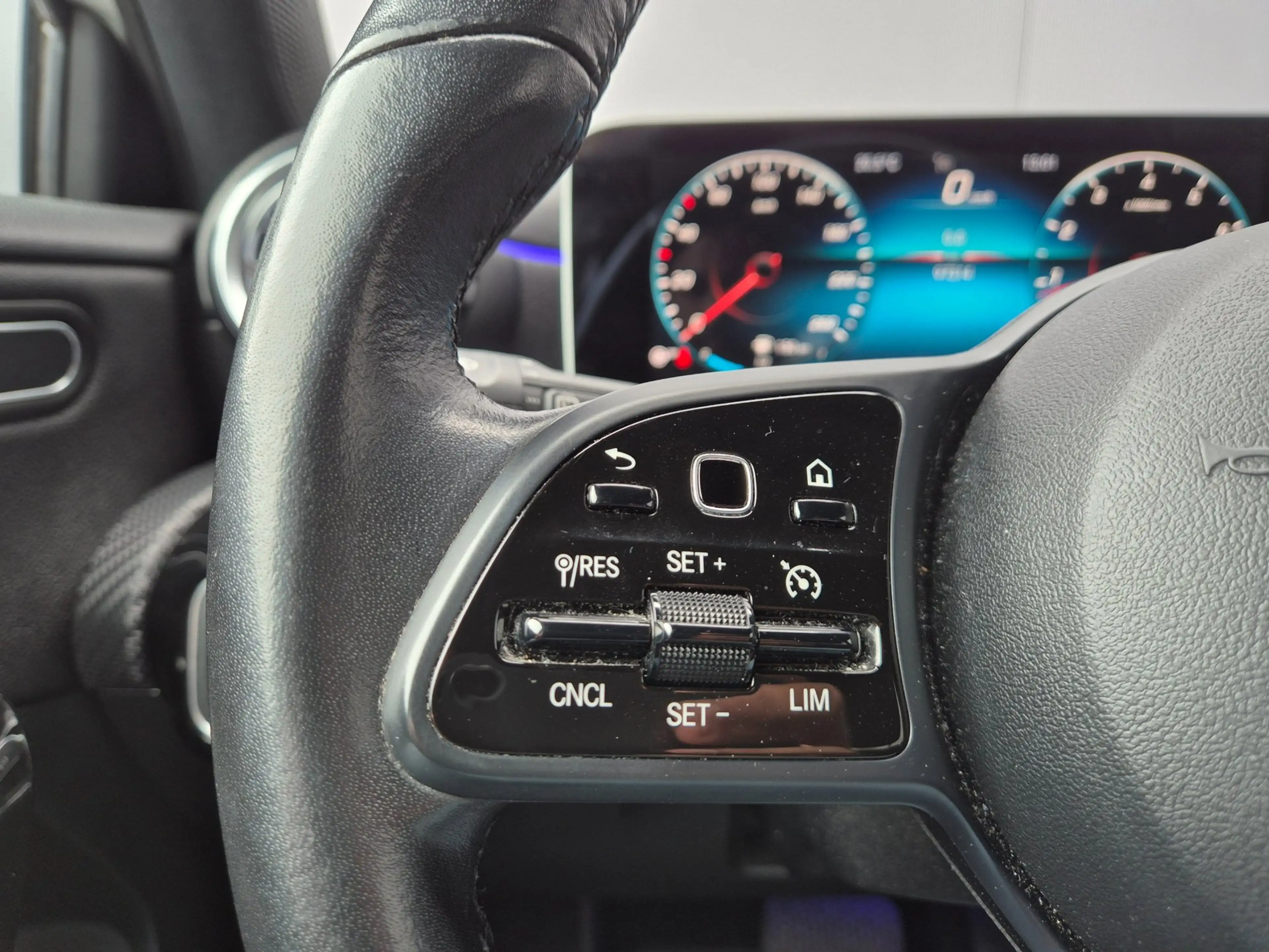 Mercedes-Benz A 200 Business Solution Plus Upgrade|Navi|Camera|Cruise — photo 14