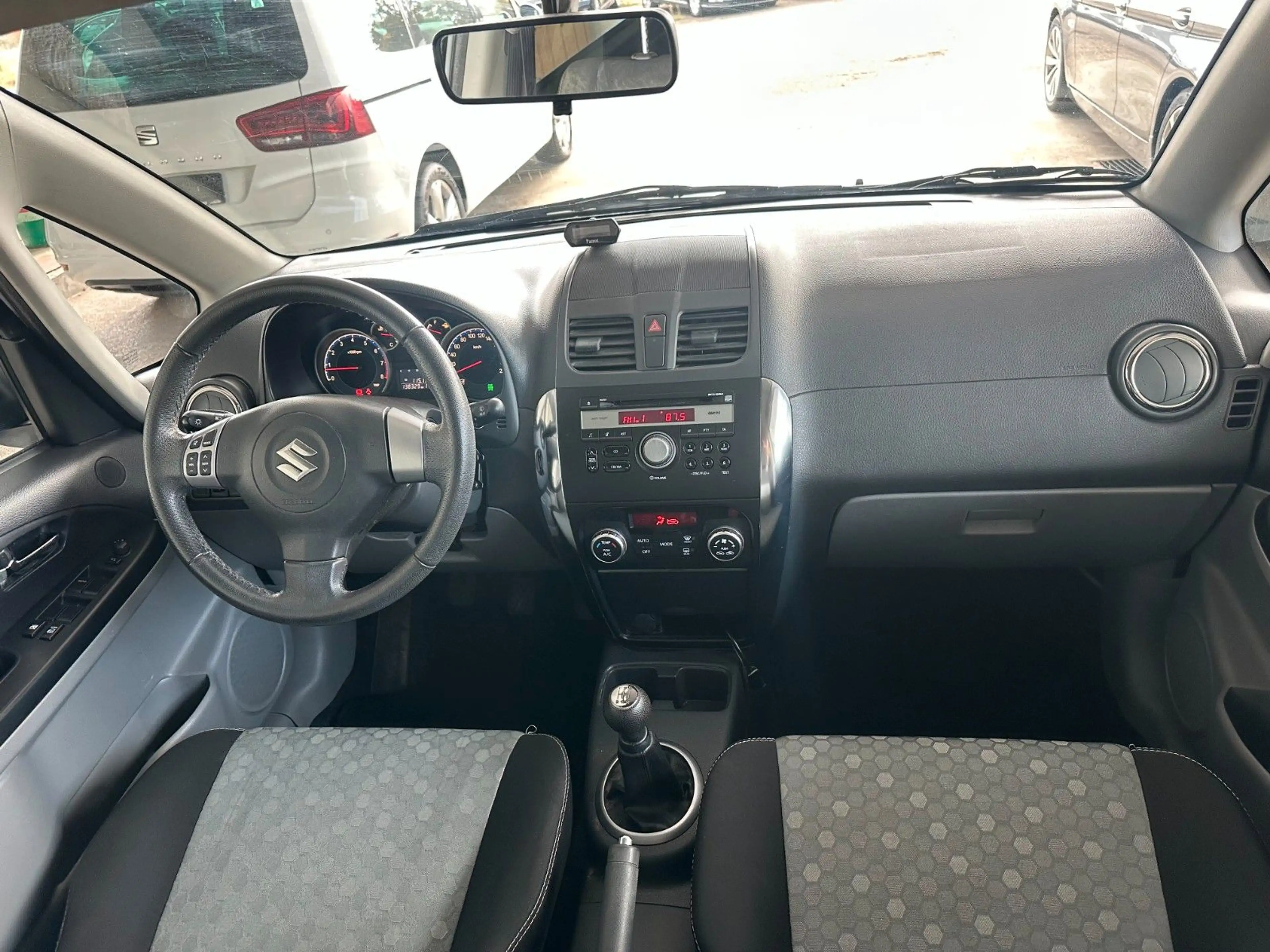 Suzuki SX4 Classic Style 4X4 / Sitzheizung / AHK — photo 11