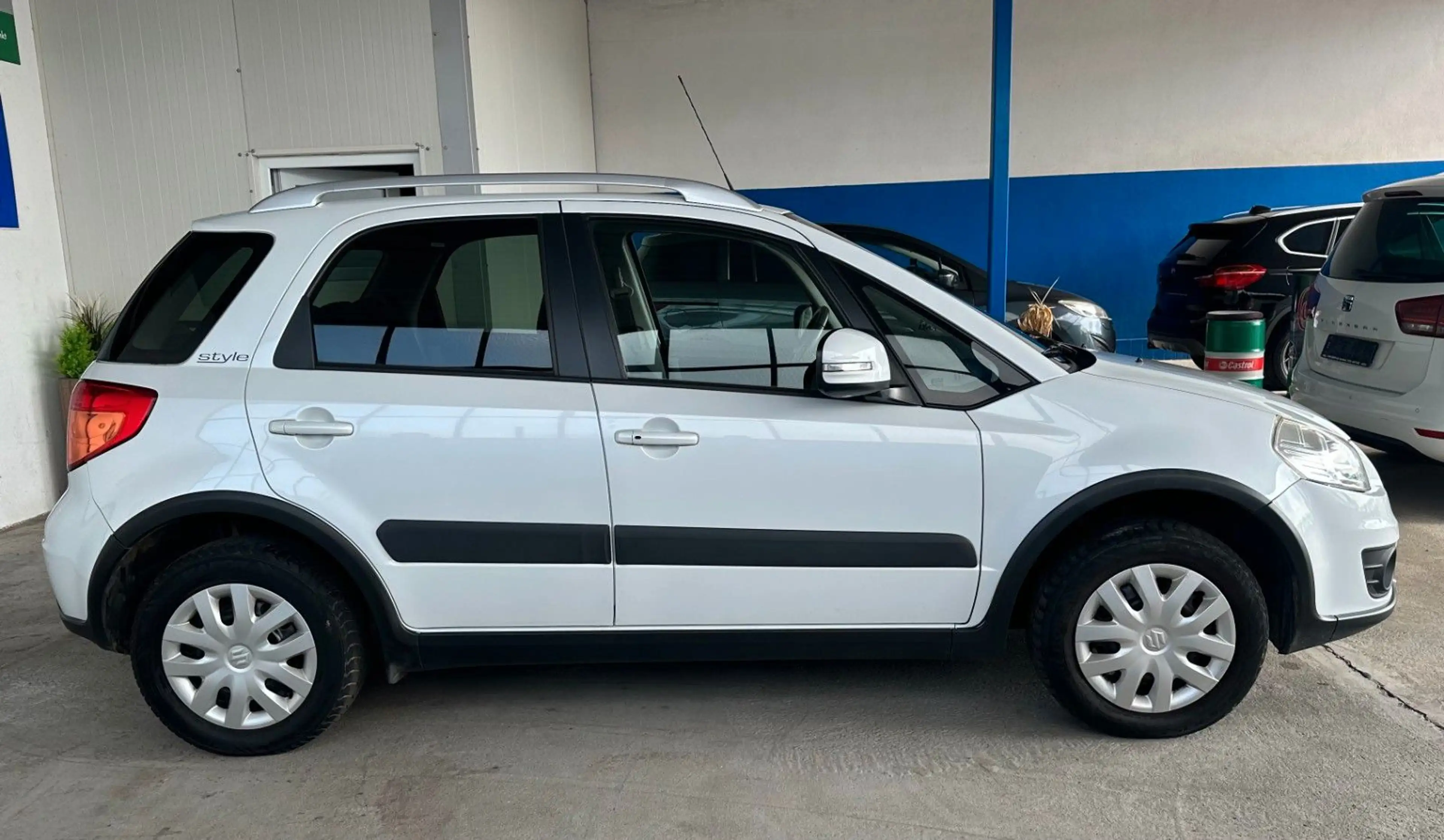Suzuki SX4 Classic Style 4X4 / Sitzheizung / AHK — photo 10