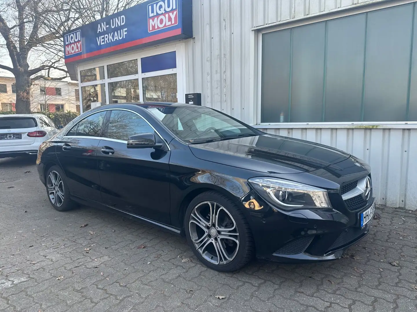 Mercedes-Benz CLA 220 CDI DCT Urban Noir - 1