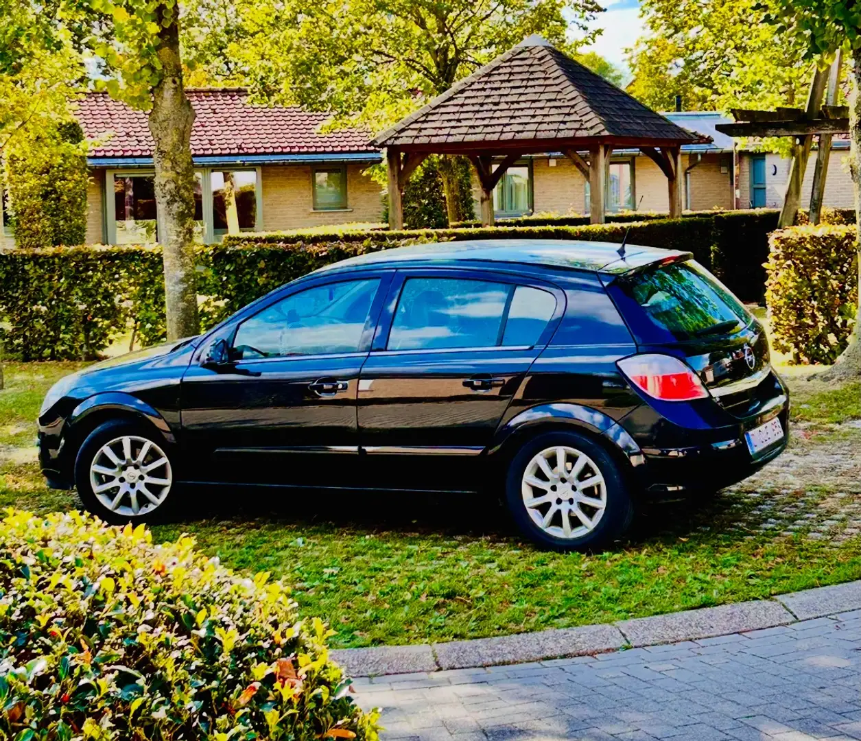 Opel Astra 1.6 Elegance - 1