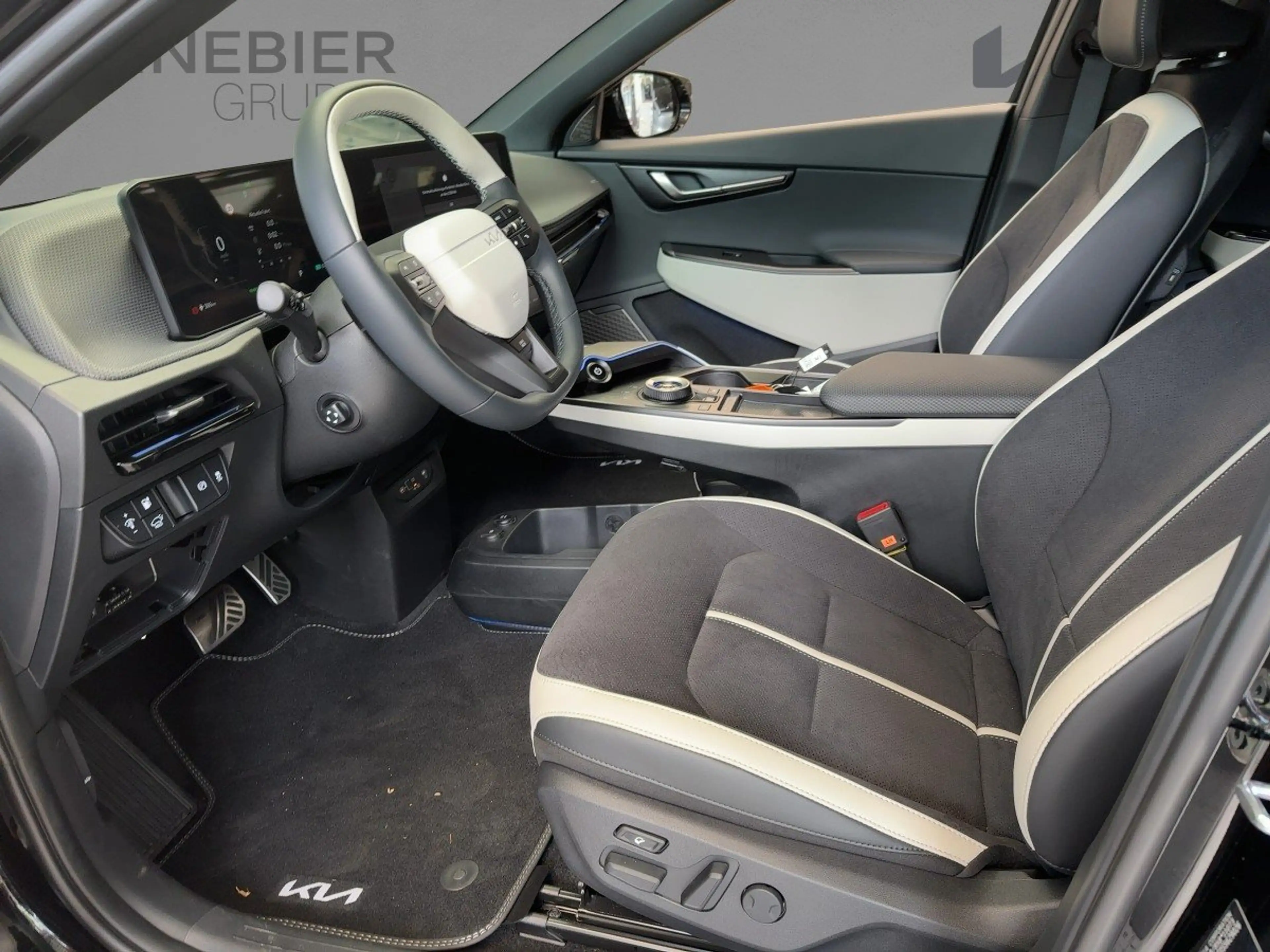 Kia EV6 GT-Line 84 kWh AWD LED+360°Kamera+Navi — photo 11