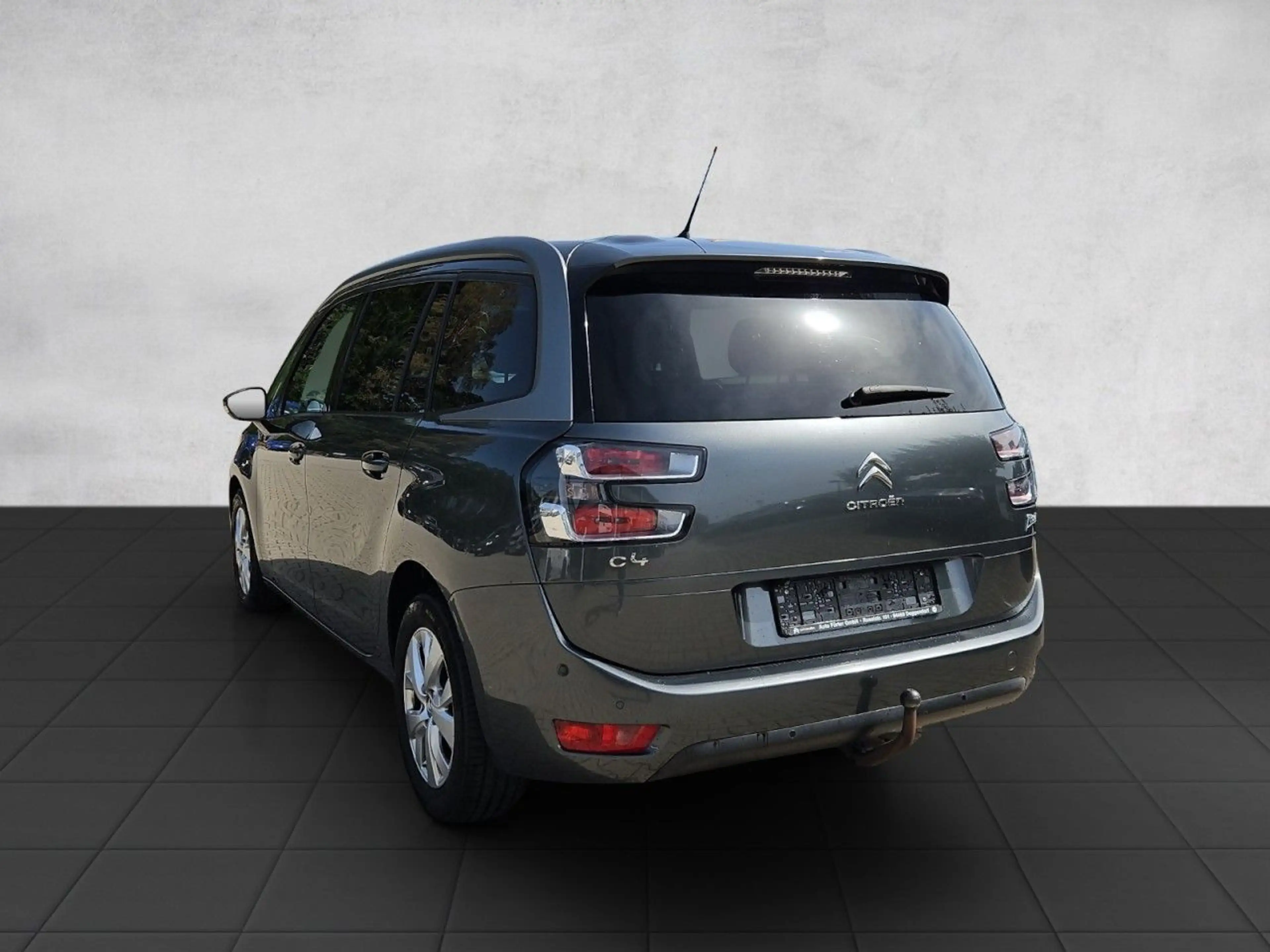 Citroen Grand C4 Picasso / Spacetourer Selection — photo 4