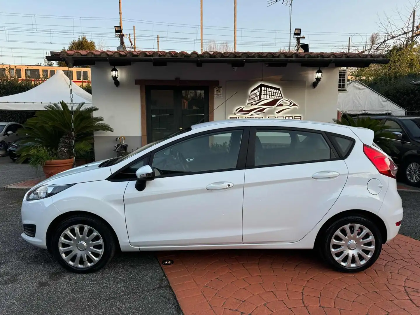 Ford Fiesta Plus 1.0 EcoBoost 100CV 5p Powershift EURO 6 ! Bianco - 2