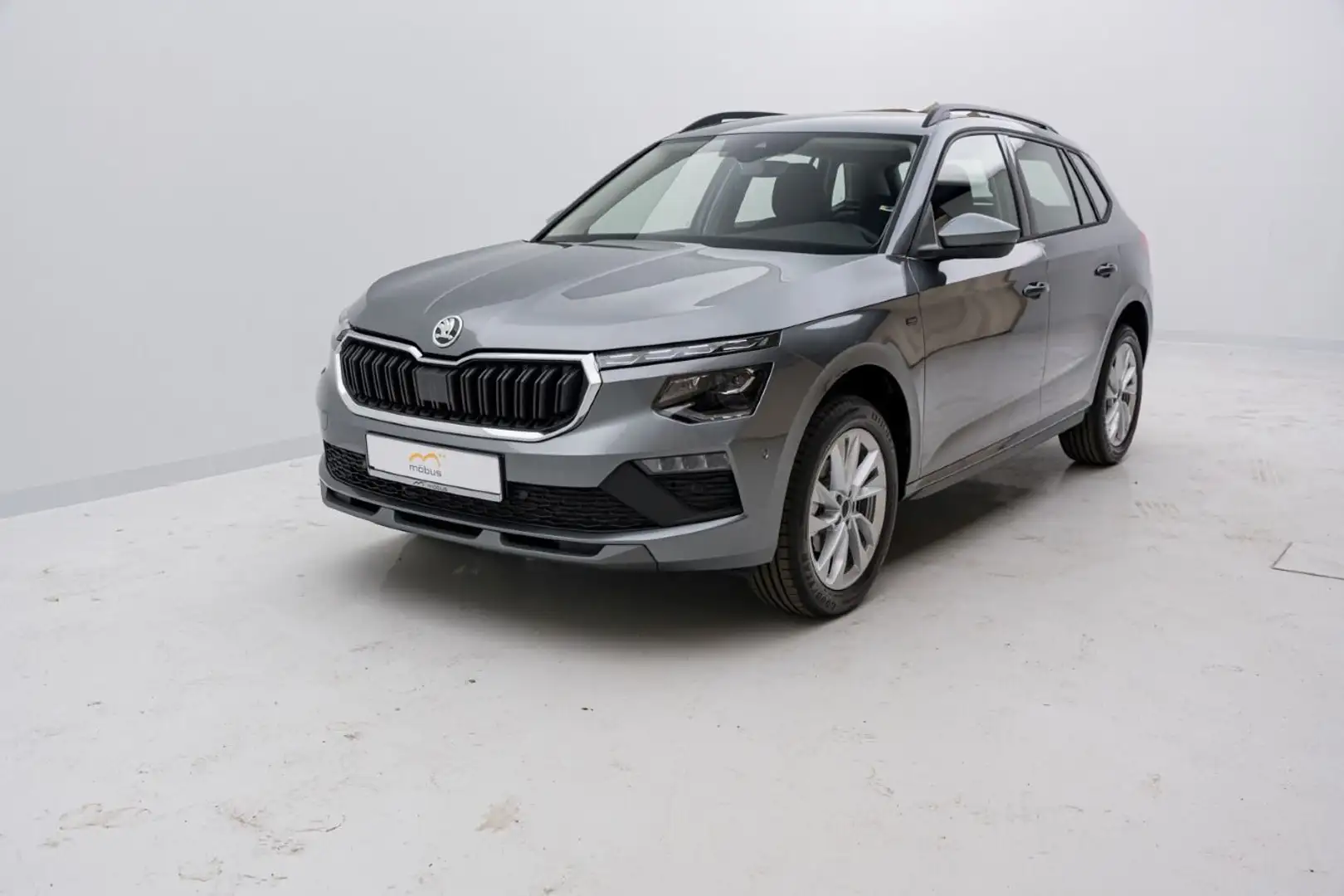 Skoda Kamiq Tour 1,0 TSI 85 kW DSG*AHK*LED*MFL Gris - 1