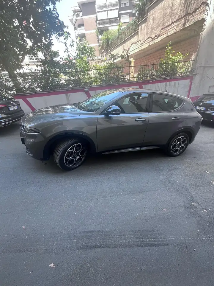 Alfa Romeo Tonale 2024