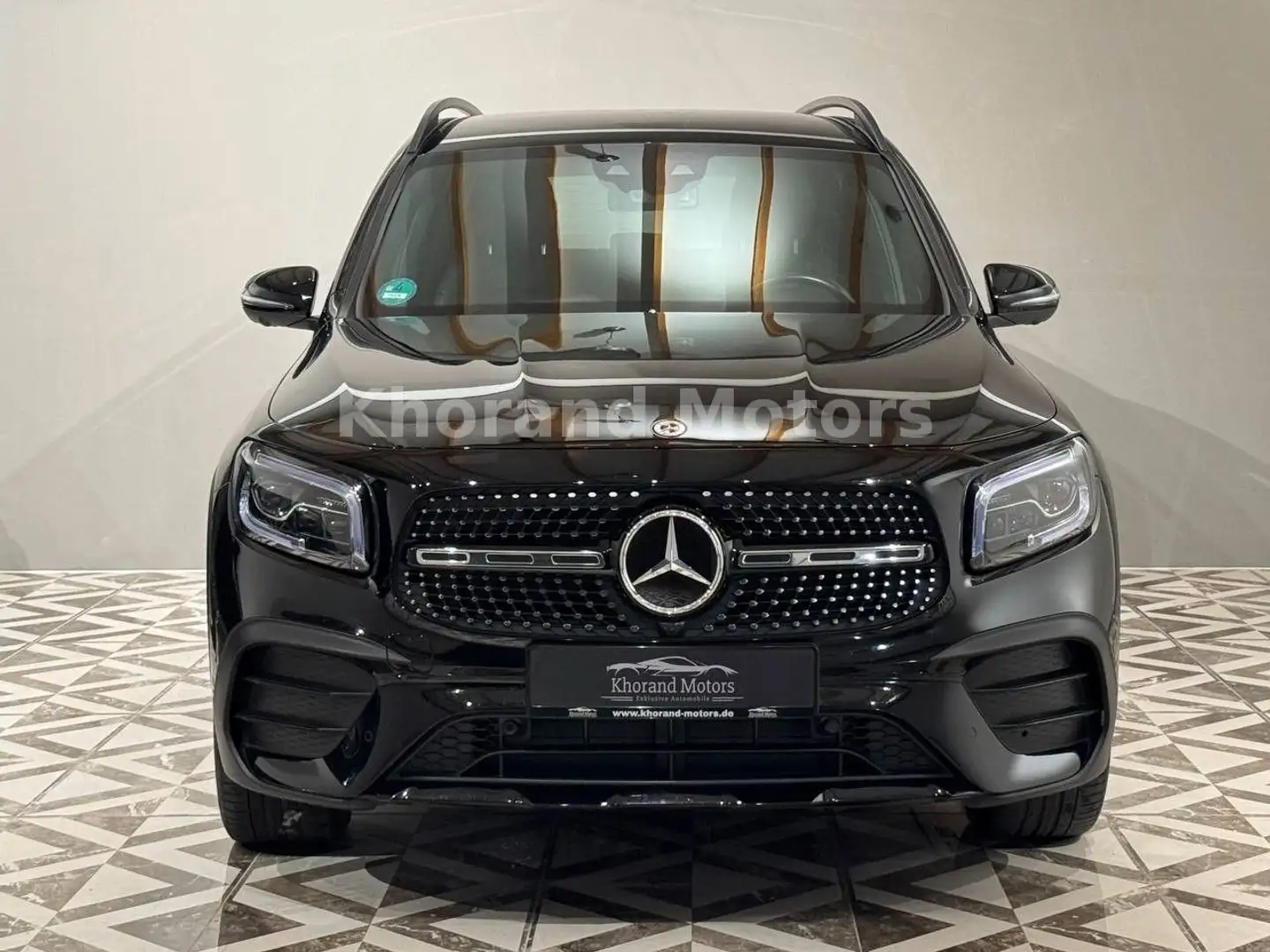 Mercedes-Benz GLB 200 d 4Matic AMG Line Sonderausstattung 360° Schwarz - 2