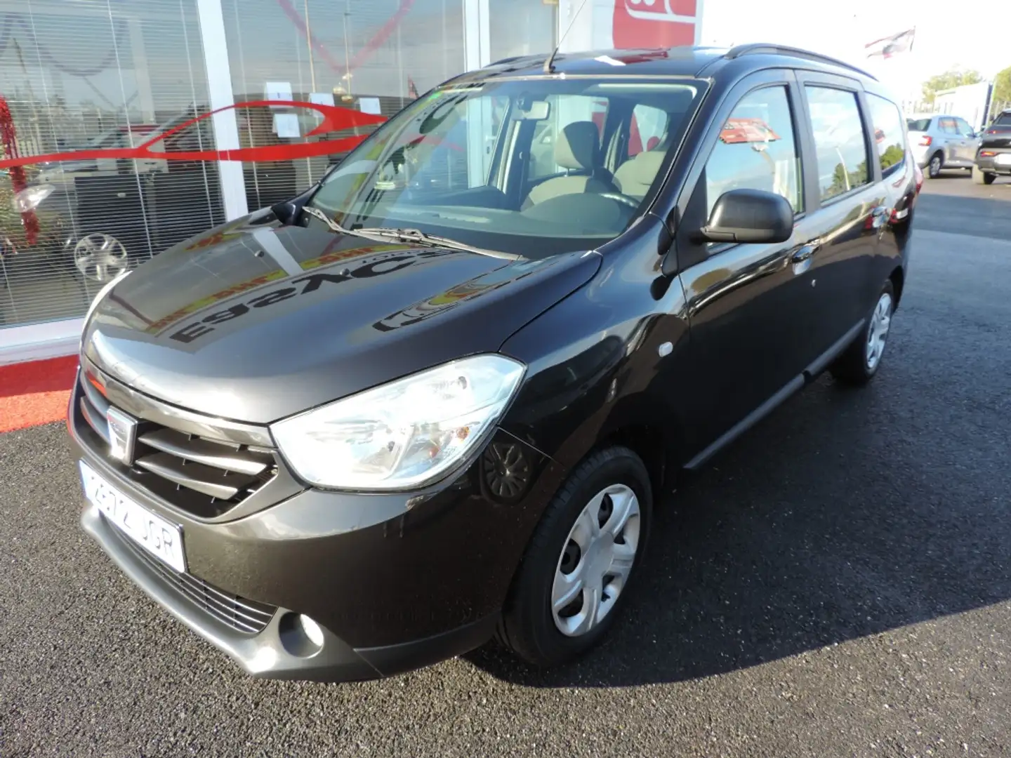 Dacia Lodgy 1.6 Ambiance 7pl. 62kW Gris - 2