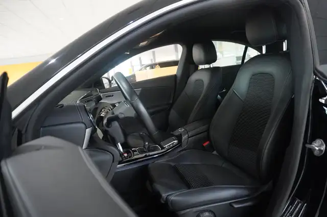Mercedes-Benz Cla view 12