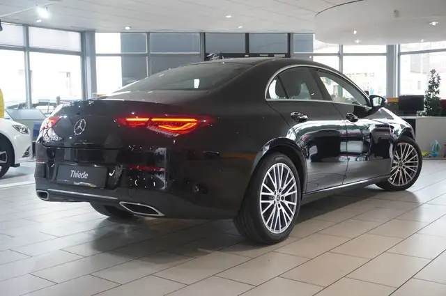 Mercedes-Benz Cla view 6