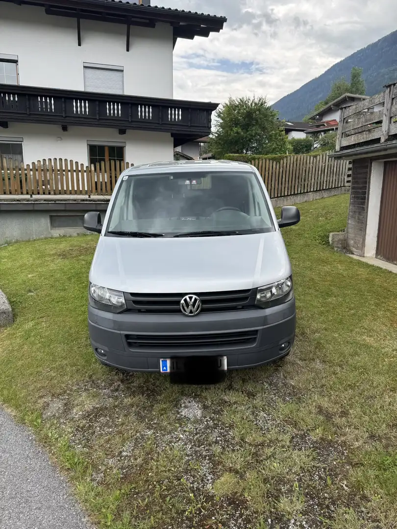 Volkswagen T5 Silber - 1