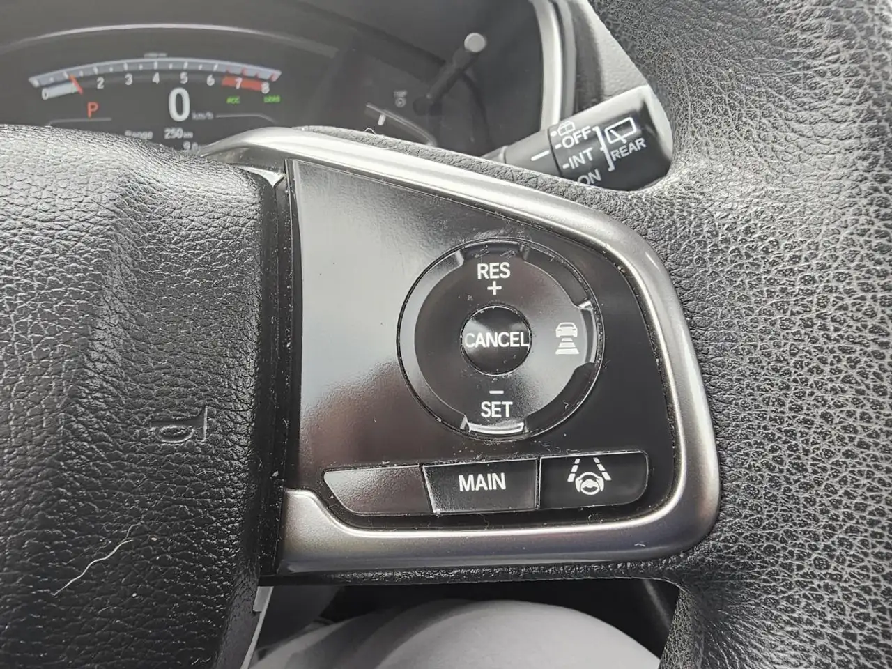 Honda CR-V снимка Honda CR-V