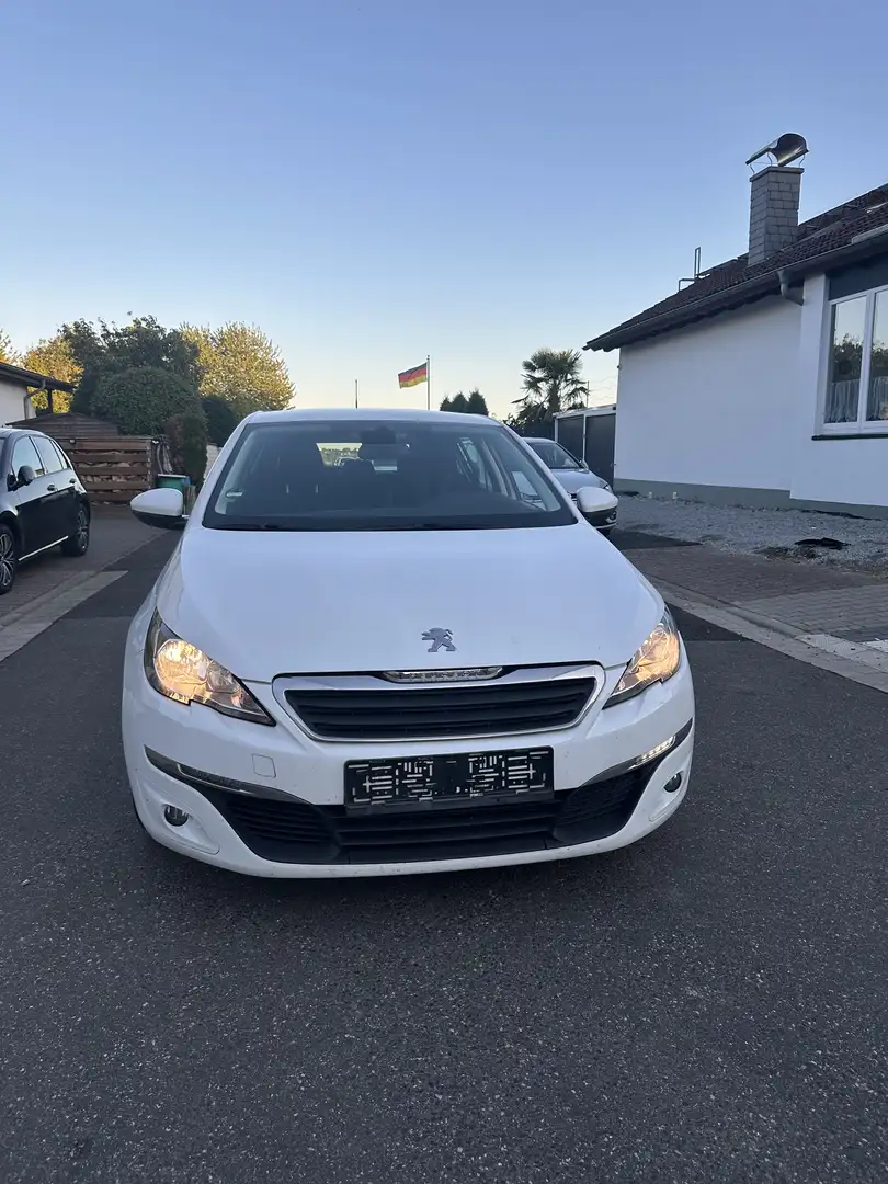 Peugeot 308 308 SW BlueHDi 120 EAT6 Stop Bílá - 1