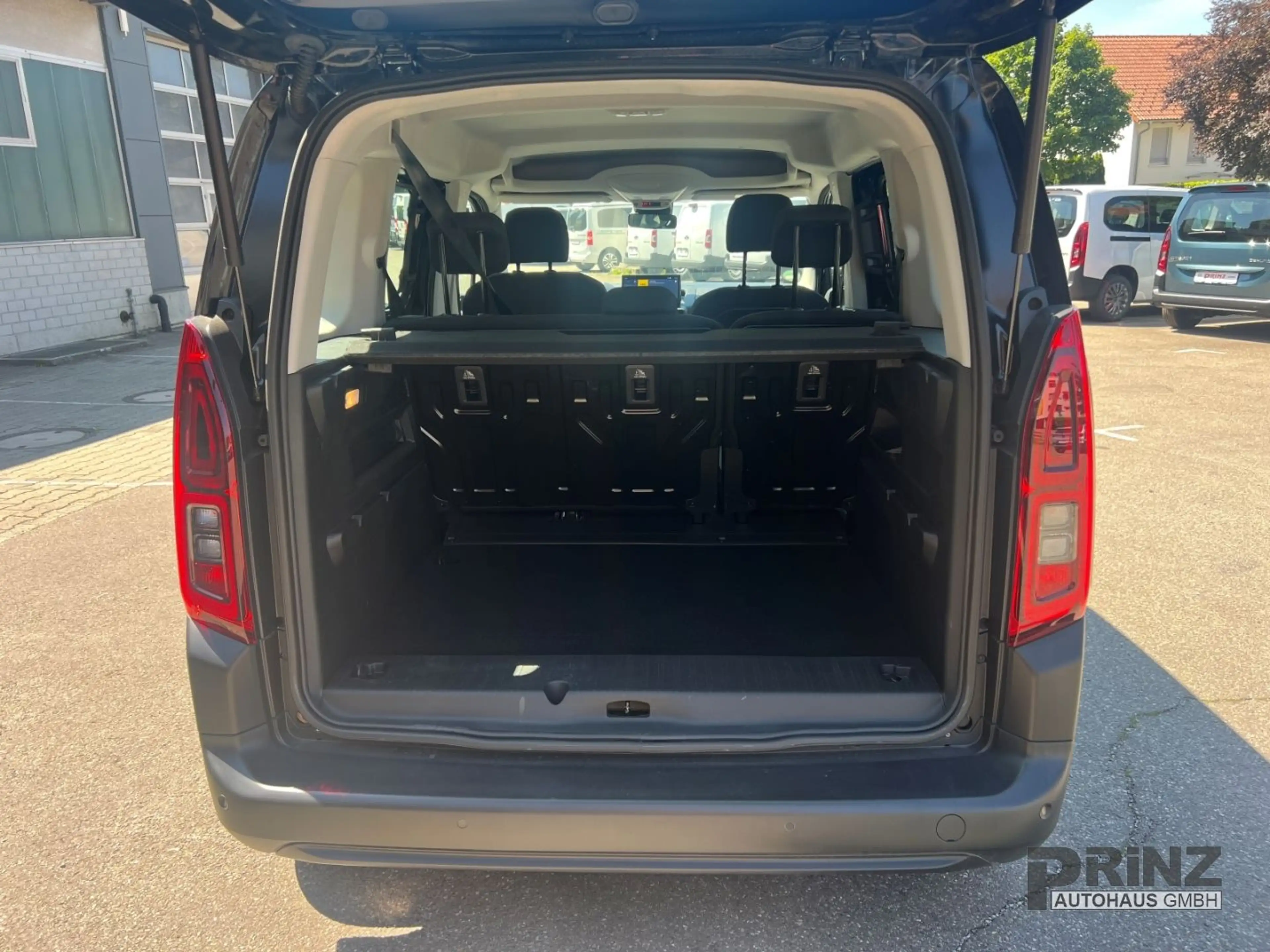 Citroen Berlingo Feel M 110 PS *1.Hand *Sitzhzg. *Kamera — photo 11