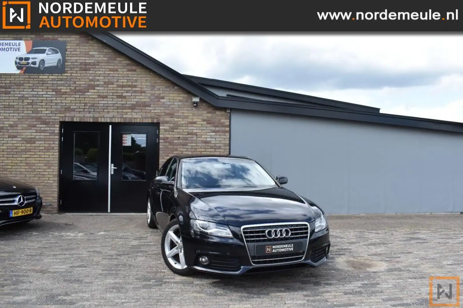 Audi A4 2.0 TDIE BNS ED S Line, Xenon, Navi, Cruise Zwart - 1