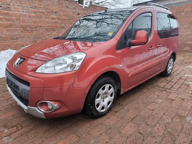 Peugeot Family 1.6i 16V MKLampe aktiv gelb