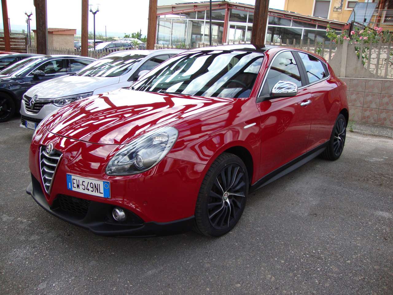 Alfa Romeo Giulietta Giulietta III 2010 2.0 jtdm Distinctive 175cv tct E5