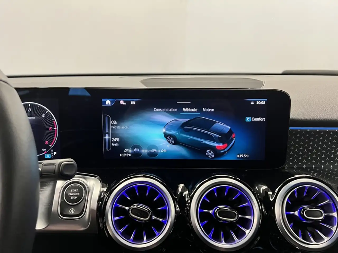 Mercedes-Benz GLB 200 d Luxury Line 16