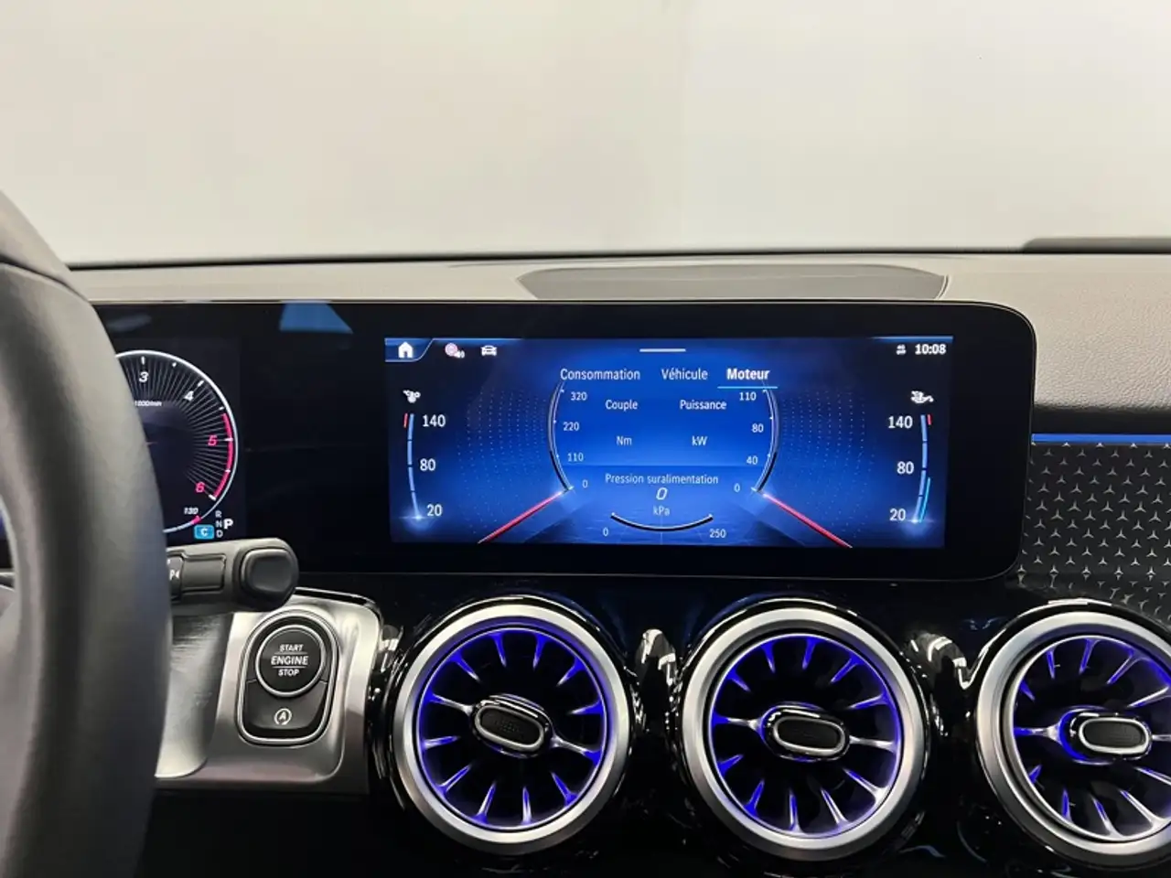 Mercedes-Benz GLB 200 d Luxury Line 15